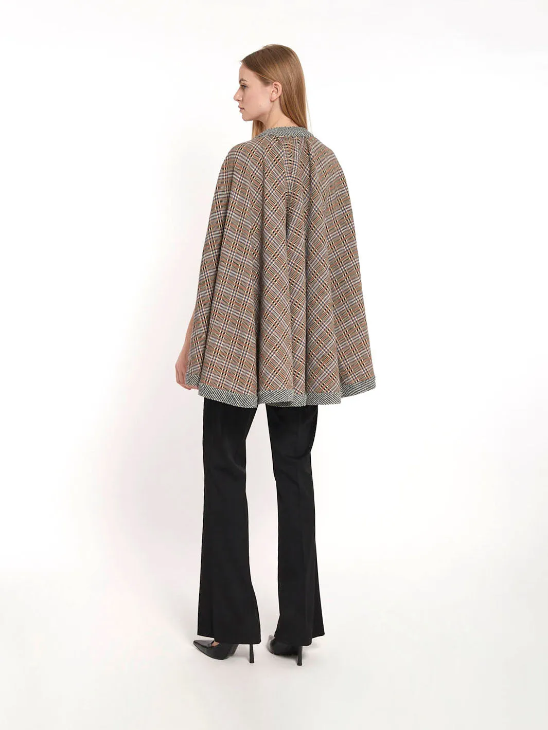 1970s Missoni woollen cape with check pattern