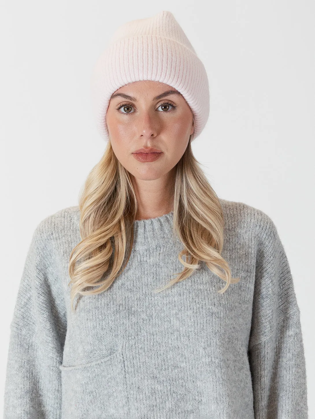 Après Ski Hat - Light Pink