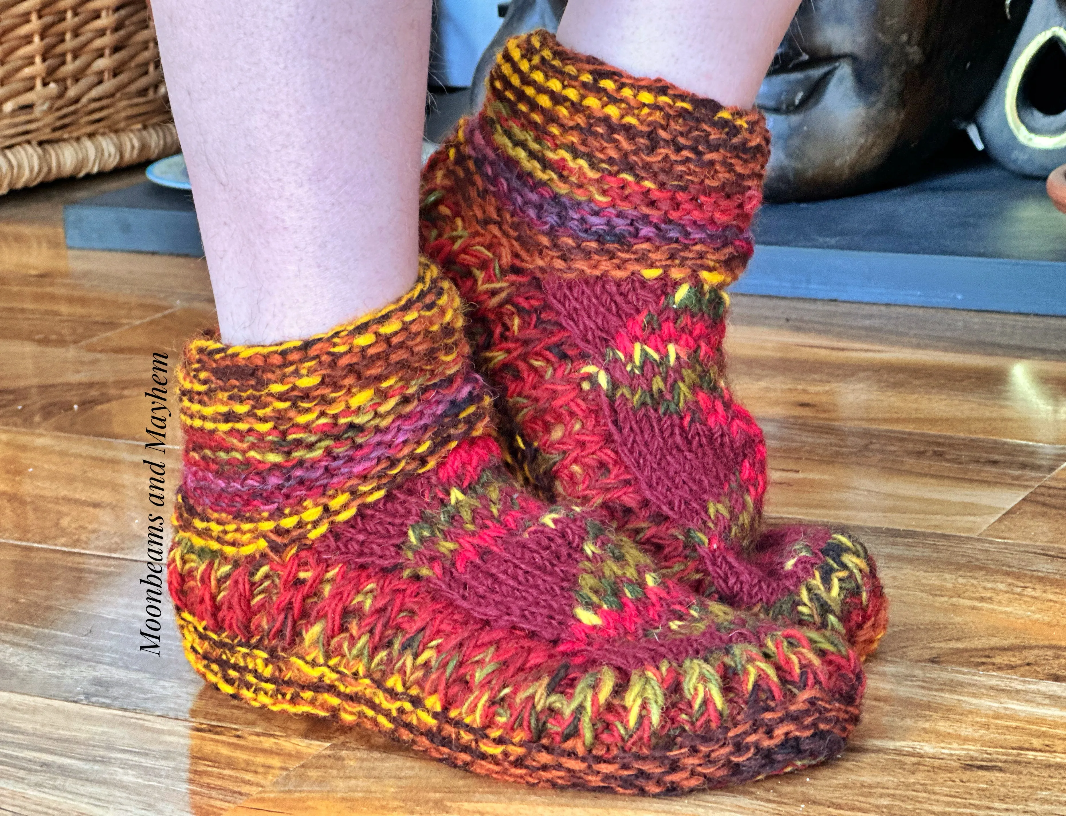 AUTUMN BREEZE FLEECE LINED SNUGGLE SOCKS / SLIPPERS