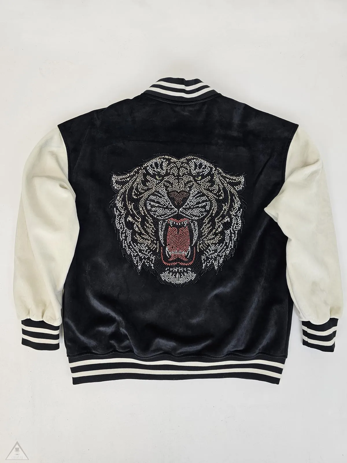 Bomber Black Tiger