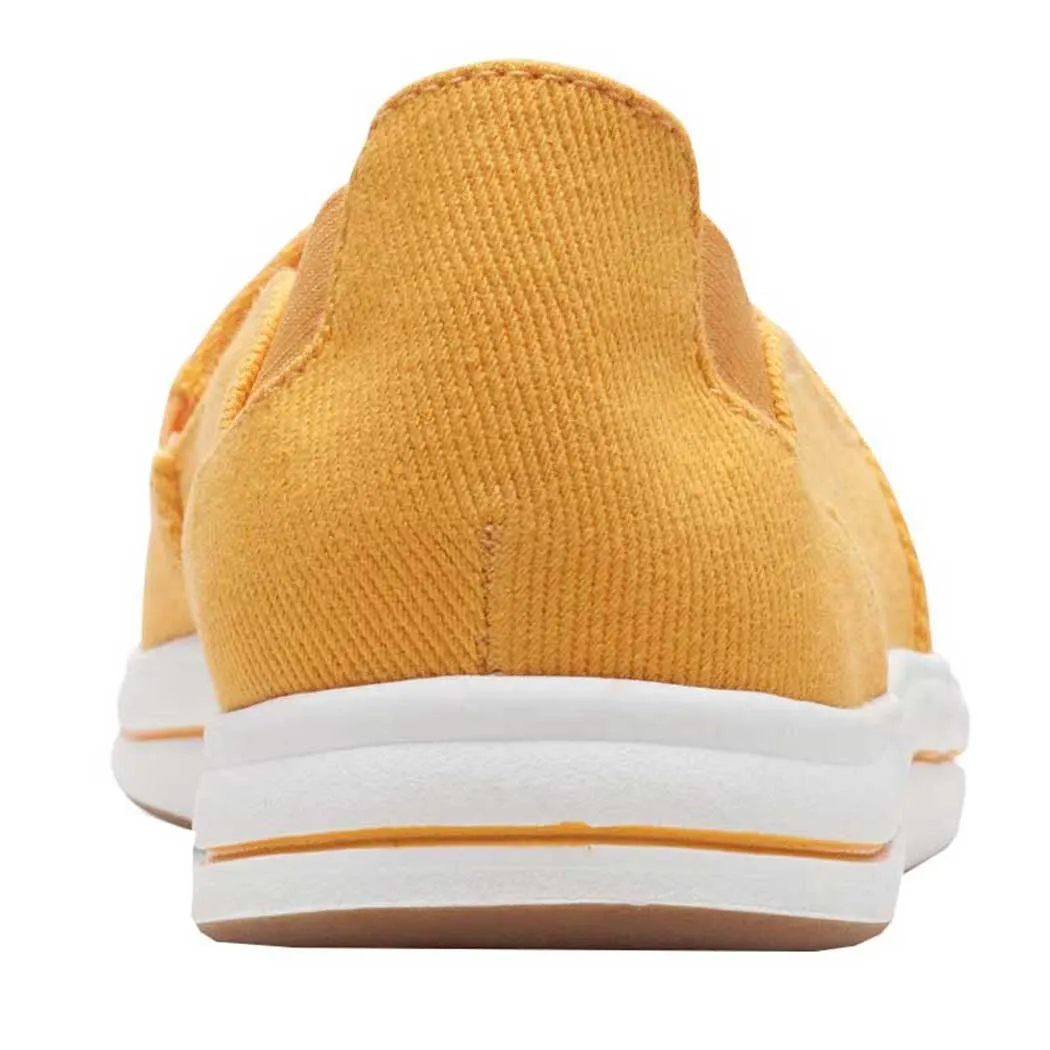 Clarks Breeze Step Slip-On Yellow (Women's)