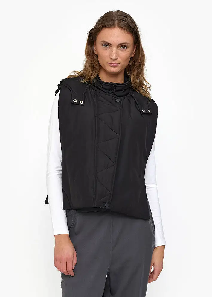 Esmé Studios Alexa Hood Vest - Black