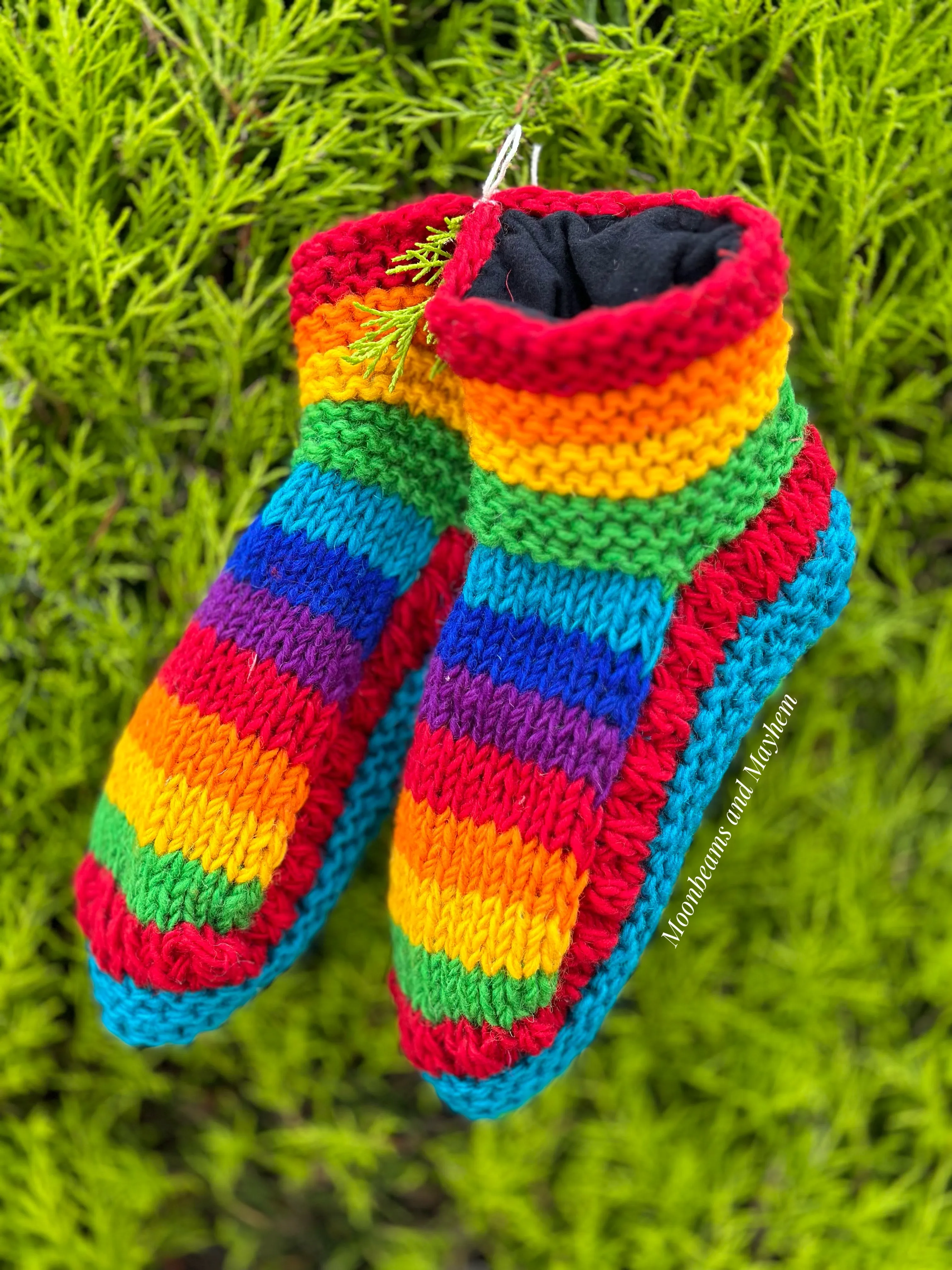 FLEECE LINED RAINBOW SNUGGLE SOCKS / SLIPPERS